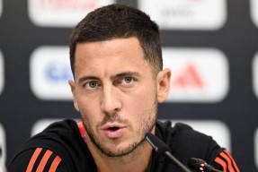 华体会官网-多特蒙德绝杀曼城，阿扎尔乌龙送礼意甲的简单介绍