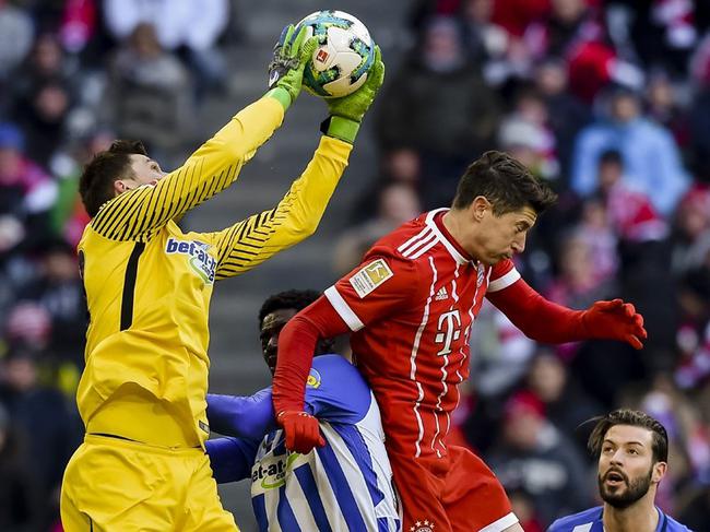 华体会app-利物浦战平里昂，莱万扑点救主德甲的简单介绍  第1张