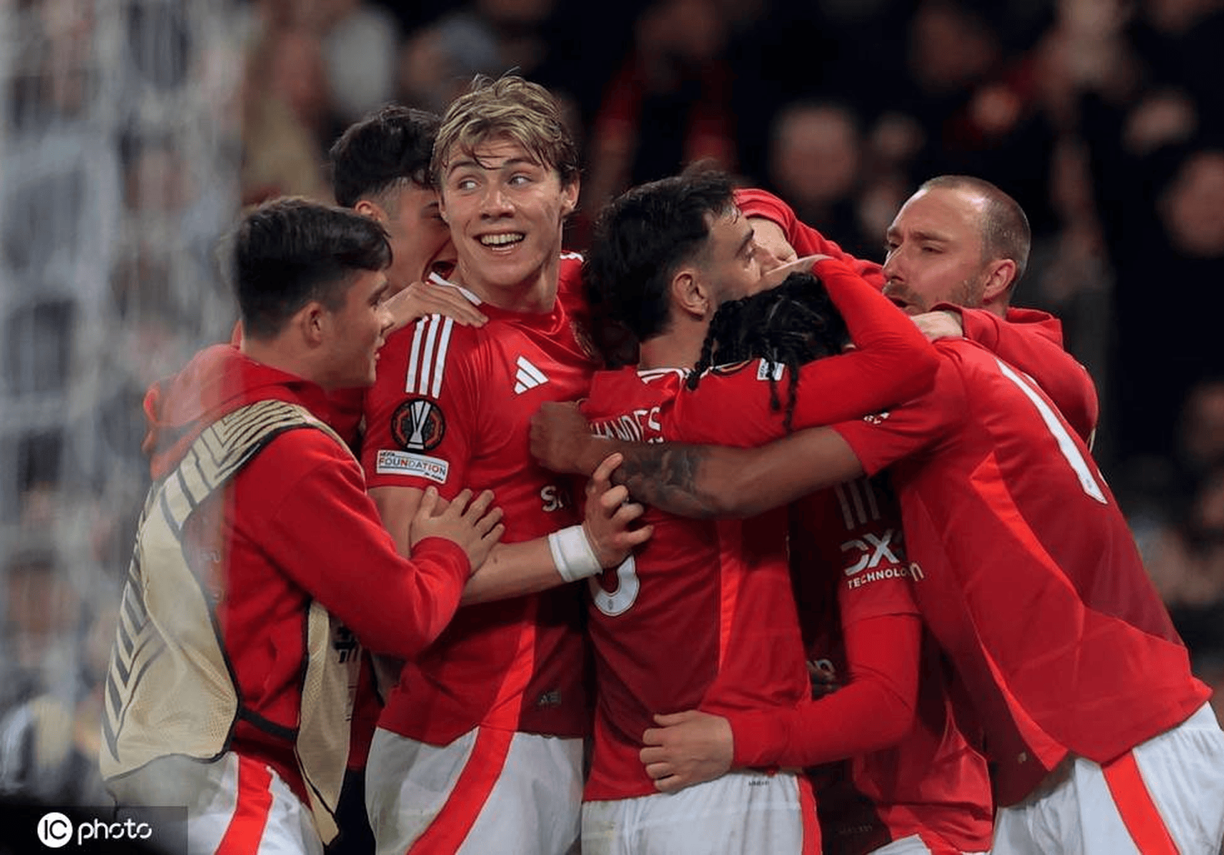 华体会官网-曼联险胜切尔西,梅西乌龙送礼欧联杯 第2张 华体会官网-曼联险胜切尔西,梅西乌龙送礼欧联杯 第2张